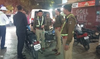 रायपुर:यातायात पुलिस की बड़ी कार्रवाई: मॉडिफाइड साइलेंसर वाली 160 बाइक जब्त