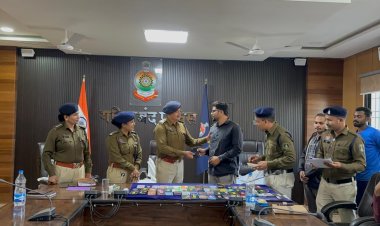 होली से पहले गरियाबंद पुलिस का बड़ा उपहार: साइबर सेल ने खोजे 78 गुमशुदा मोबाइल, मालिकों के खिले चेहरे ...