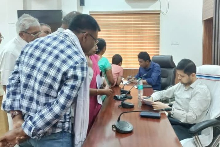 निजी भूमि पर टावर स्थापना का मुआवजा लंबित, किसान ने जनदर्शन में लगाई गुहार