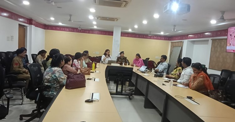 पुलिस एवं यूनिसेफ की सहयोगी संस्था काउंसिल टू सिक्यॉर जस्टिस के संयुक्त तत्वाधान में पुलिस कमिश्नरेट रायपुर के महिला परामर्श केंद्र के काउंसलर्स का एक दिवसीय प्रशिक्षण आयोजित