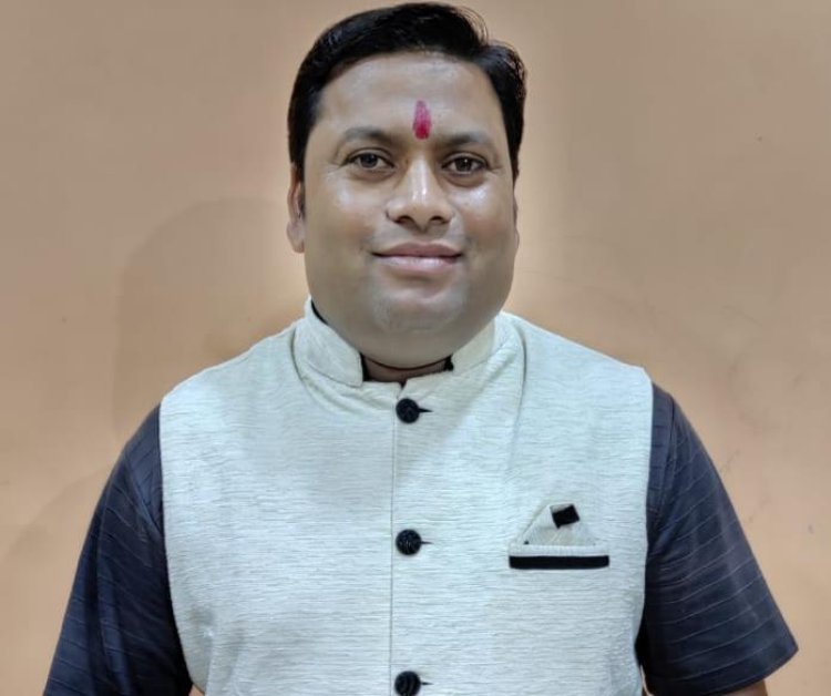 विकसित छत्तीसगढ़ के लिए संकल्पित बजट है" चंद्रहास गोलू चंद्राकर ने की बजट की तारीफ ...