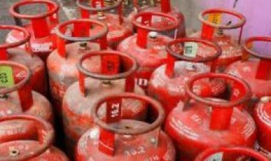 होली से पहले महंगाई का झटका: एलपीजी गैस सिलेंडर के दामों में भारी उछाल ...