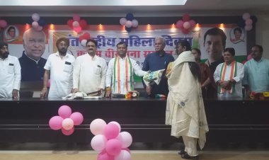 अंतरराष्ट्रीय महिला दिवस: राजीव भवन में महिला पत्रकारों का सम्मान