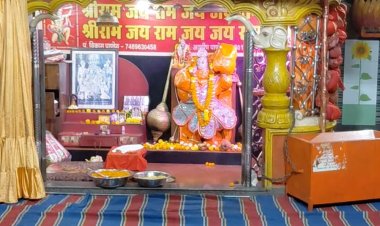 माँ चामुण्डा का आशीर्वाद और बजरंगबली की कृपा: रायपुर की धरा पर समाजसेवी कुबेर राठी का अनवरत सेवा यज्ञ ...