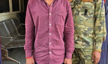 धमतरी में दहशत फैलाने की साजिश नाकाम: हिस्ट्रीशीटर सौरभ सोनी पिस्टल और 11 कारतूस के साथ गिरफ्तार ...