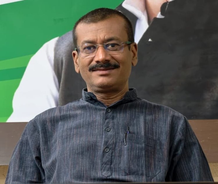 भर्ती में उम्र में सीमा में छूट का निर्णय पीएससी अध्यक्ष की उसी पर भाजपा नेता गड़बड़ी का आरोप लगाकर अपने सरकार पर संदेह जता रहे ...