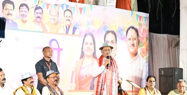 रंगों के संगम में घुली सियासत और संस्कृति: राजेश मूणत के होली मिलन में उमड़ा जनसैलाब