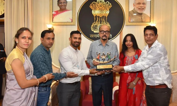 “छत्तीसगढ़ी संस्कृति को डिजिटल पहचान दे रहा रेडियो संगवारी