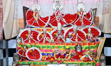 मुख्यमंत्री ने पवित्र श्री नर्मदा कुंड के जीर्णोद्धार का भूमिपूजन किया। श्री राम कथा के दौरान श्री नर्मदा कुंड राम जानकी मंदिर राम नाम से गुंजायमान हो उठा।