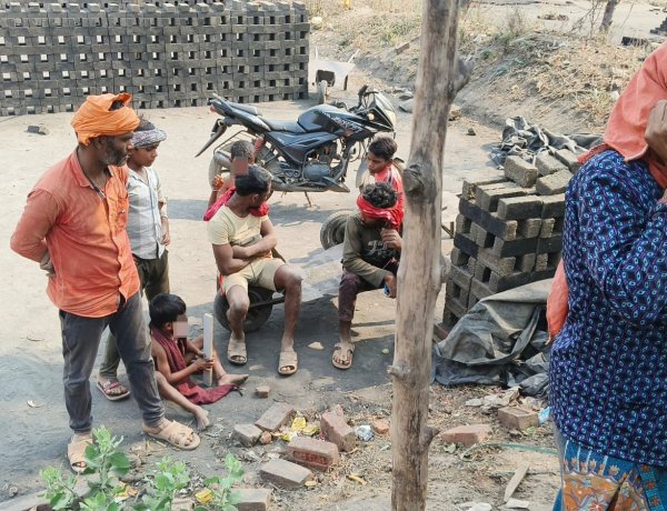 बाल अधिकार संरक्षण आयोग की अध्यक्ष डॉ. वर्णिका शर्मा के तत्काल एक्शन से मुक्त कराए गए बाल श्रमिक ...