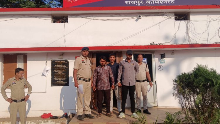 डी.डी. नगर क्षेत्रांतर्गत महादेव घाट क्षेत्र में दो कारों में आगजनी की घटना का खुलासा ...