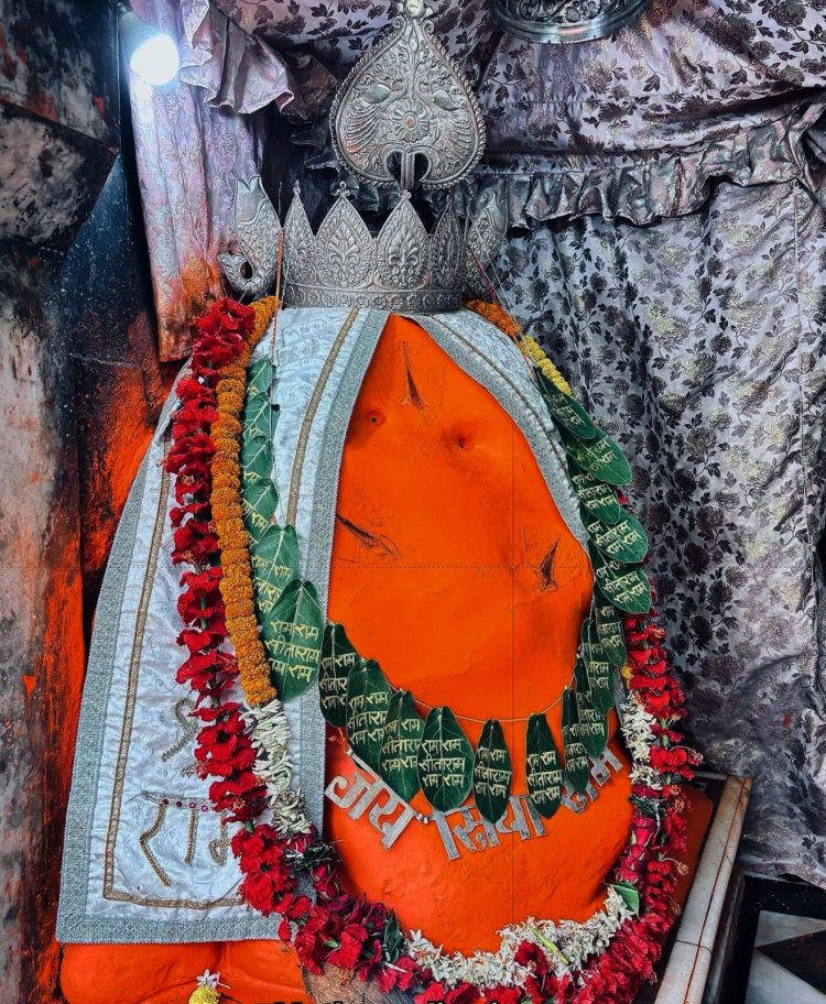 हनुमान जन्मोत्सव: भक्ति के रंग में रंगी राजधानी, रायपुर के प्राचीन मंदिरों में उमड़ा आस्था का सैलाब