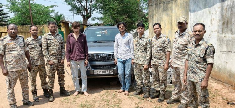 केशकाल पुलिस की बड़ी दबिश: राजस्थान के दो अंतर्राज्यीय तस्कर गिरफ्तार, 115 किलो गांजा और लग्जरी कार जप्त