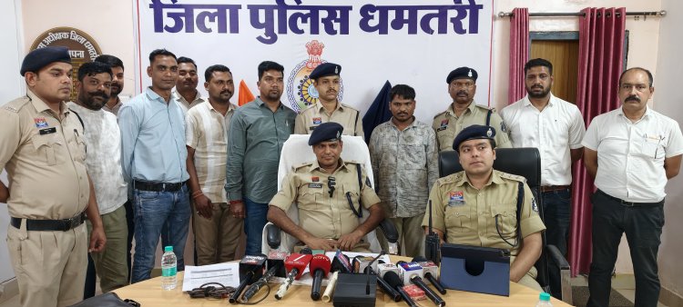 धमतरी पुलिस की बड़ी सफलता: अंतर्राज्यीय ‘धार गैंग’ का पर्दाफाश, आकाशगंगा कॉलोनी में हुई सिलसिलेवार चोरी का आरोपी गिरफ्तार ...