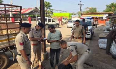 रायपुर में पुलिस का विशेष अभियान: मुसाफिरों और संदिग्धों की सघन चेकिंग