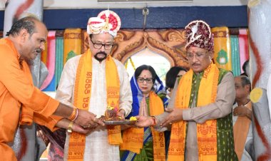 राज्यपाल डेका और मुख्यमंत्री साय भगवान जगन्नाथ रथयात्रा में हुए शामिल, पूजा-अर्चना और छेरा-पहरा की परंपरा निभाकर प्रदेश की खुशहाली की कामना की