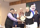 अंधविश्वास के खिलाफ अलख जगाने वाले डॉ. दिनेश मिश्र को मिला लाइफ टाइम अचीवमेंट सम्मान