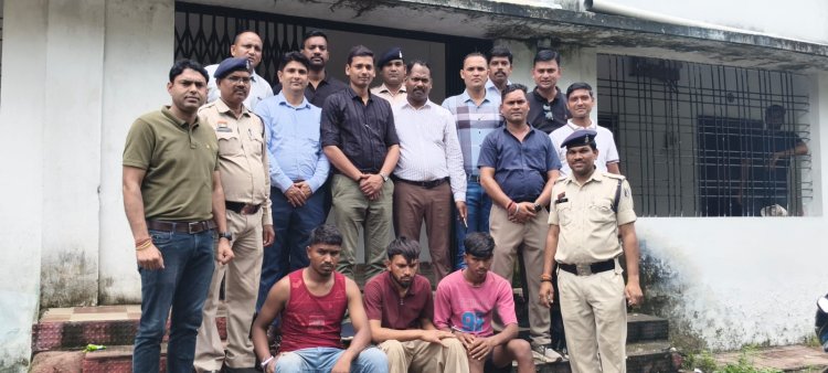 जांजगीर-चांपा पुलिस की बड़ी सफलता: 3 मंदिरों में हुई 16.60 लाख की चोरी का 48 घंटे में पर्दाफाश, 100% मशरूका बरामद