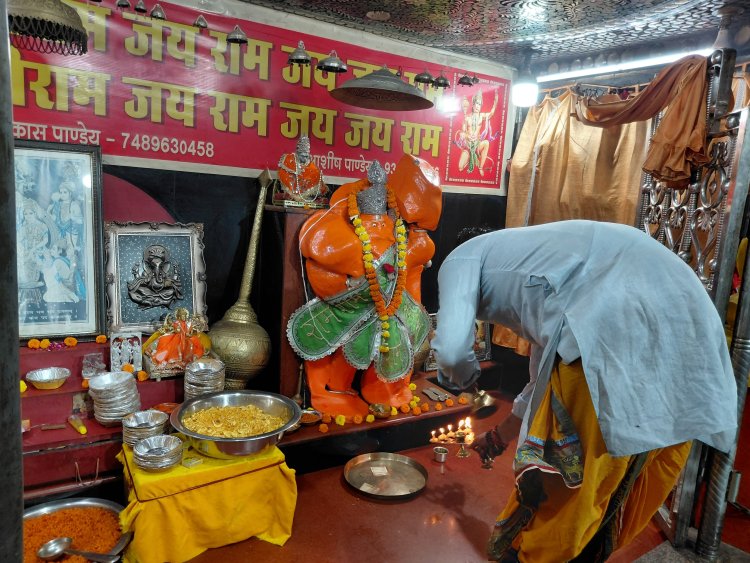 2009 से अखंड चल रही बजरंगबली की सेवा: श्रावण शनिवार को रेल्वे स्टेशन स्थित हनुमान मंदिर में उमड़ा जनसैलाब, संस्थापक कुबेर राठी बोले-हनुमान जी की कृपा का ही है प्रतिफल